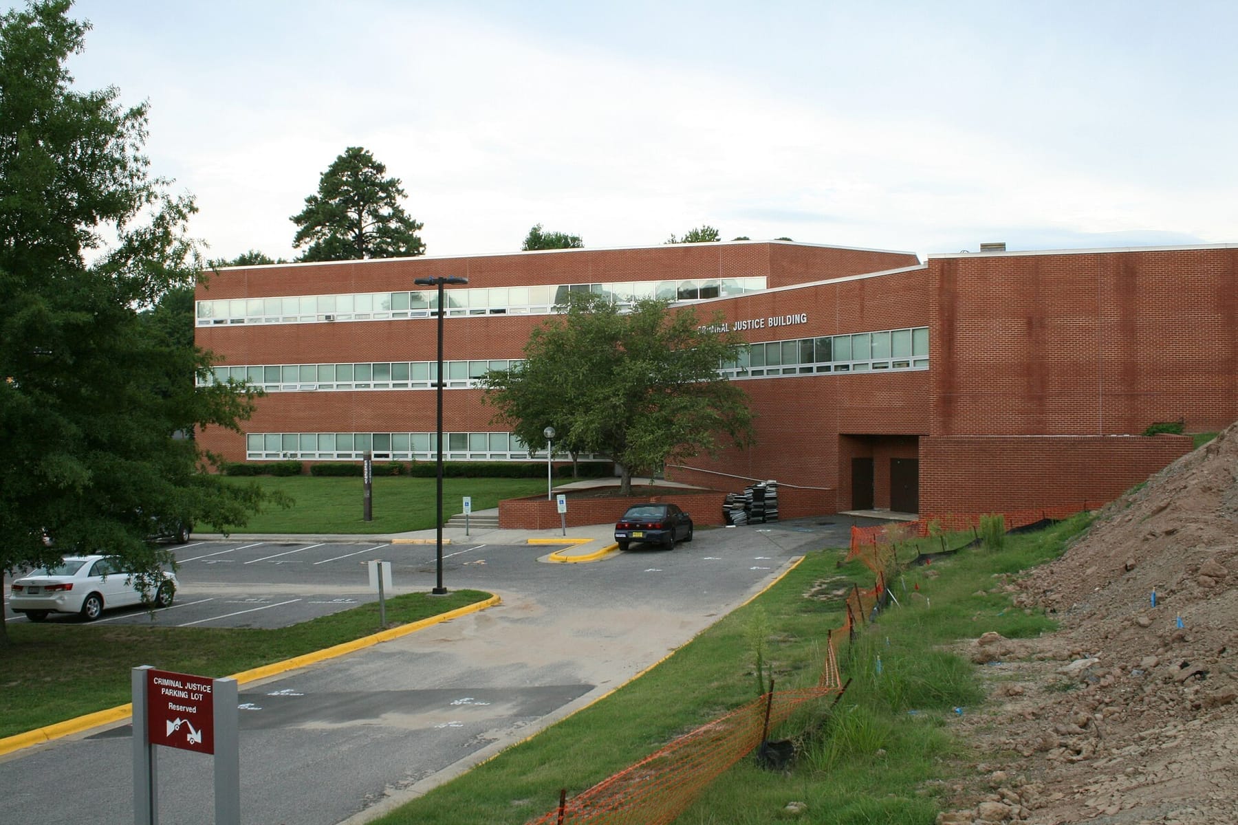 2008-07-25 NCCU Criminal Justice Building (photograph from the Wikimedia Commons category North Carolina Central University)