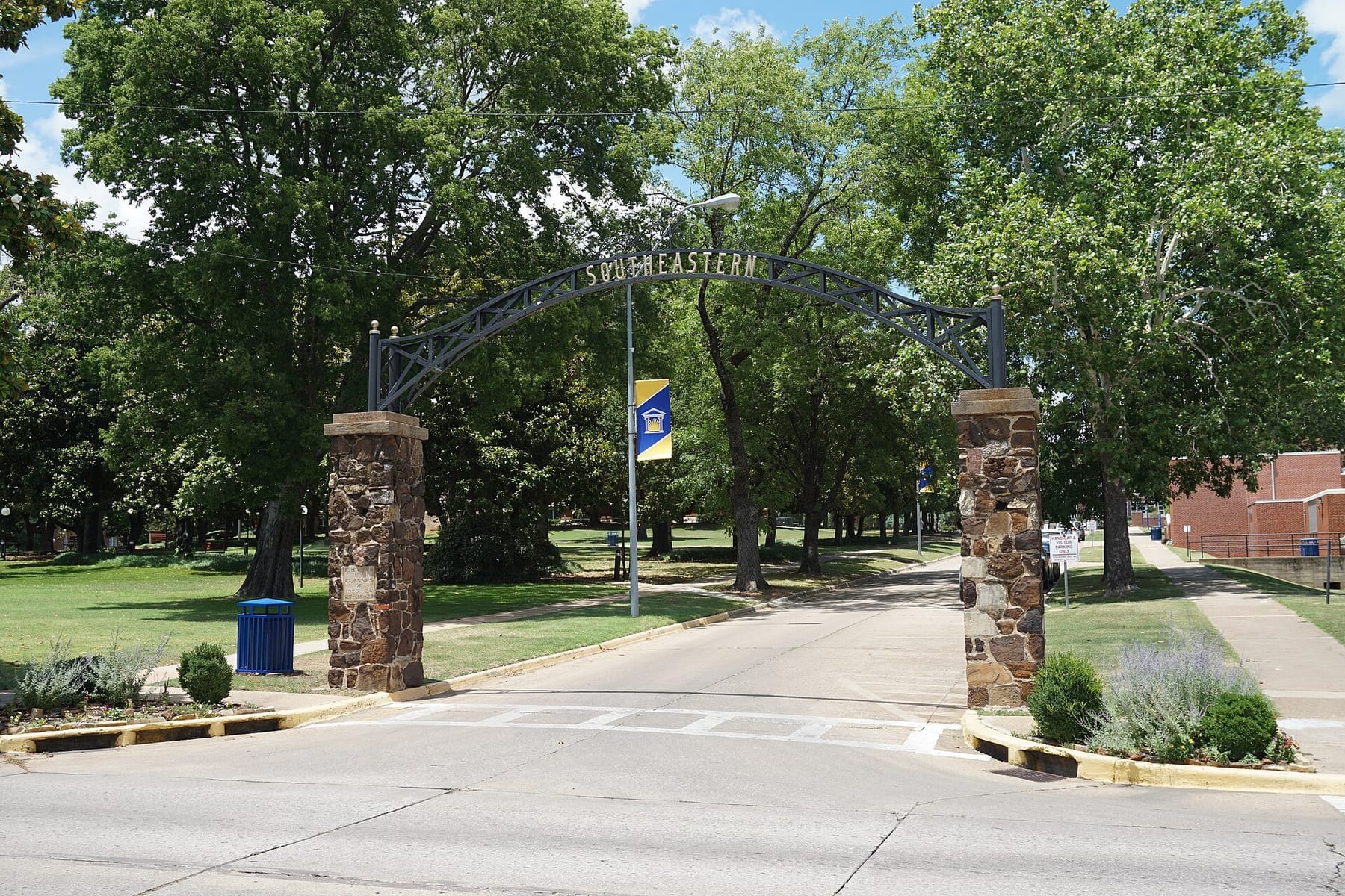 Southeastern Oklahoma State University June 2018 13 (entrance gate) (photograph from the Wikimedia Commons category Southeastern Oklahoma State University)