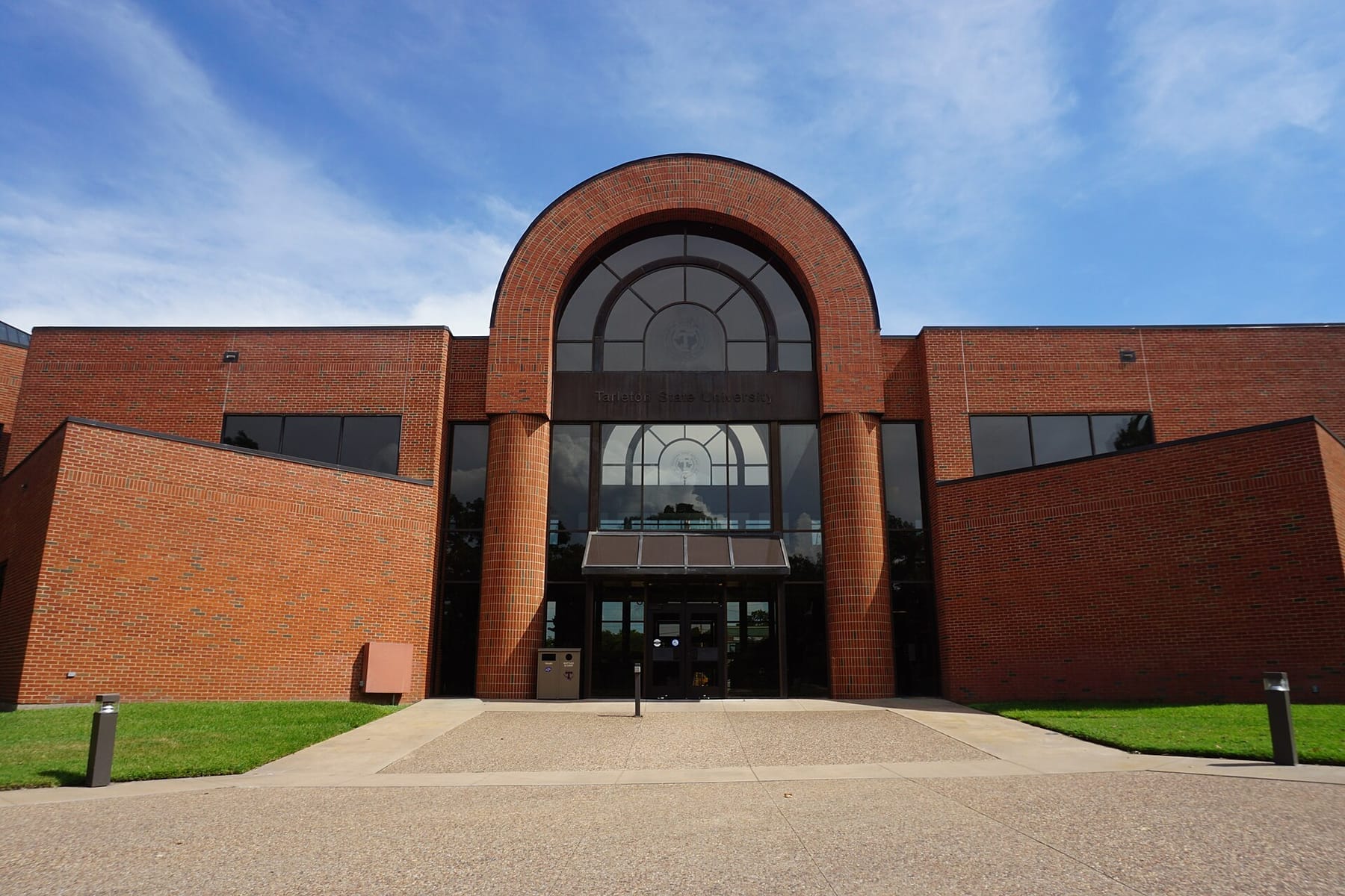 Tarleton State University August 2017 02 (Administration Building) (photograph from the Wikimedia Commons category Tarleton State University)