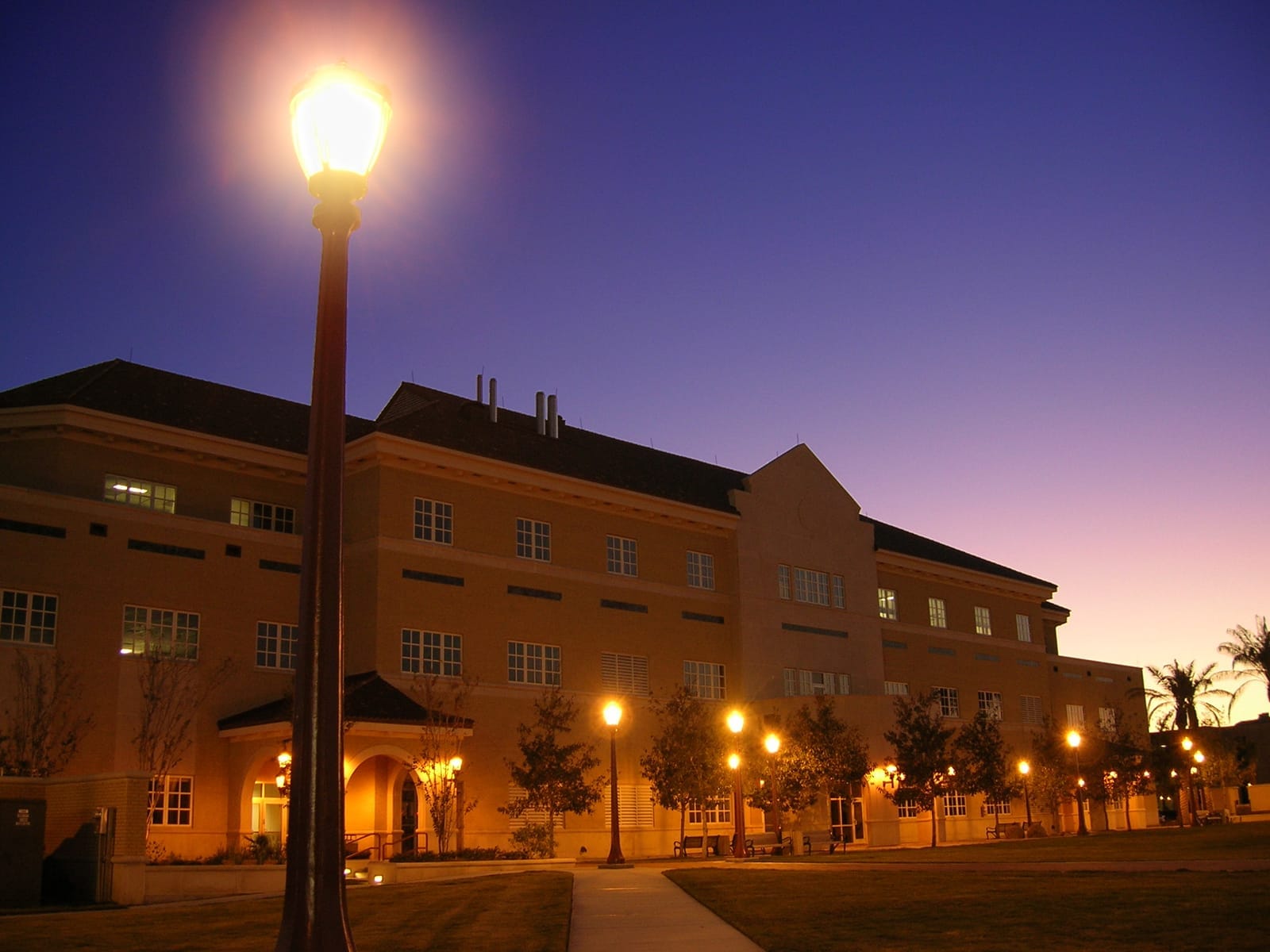 Pharmacy and Business buildings, Texas A&M University-Kingsville - 20060129 (photograph from the Wikimedia Commons category Texas A&M University–Kingsville)
