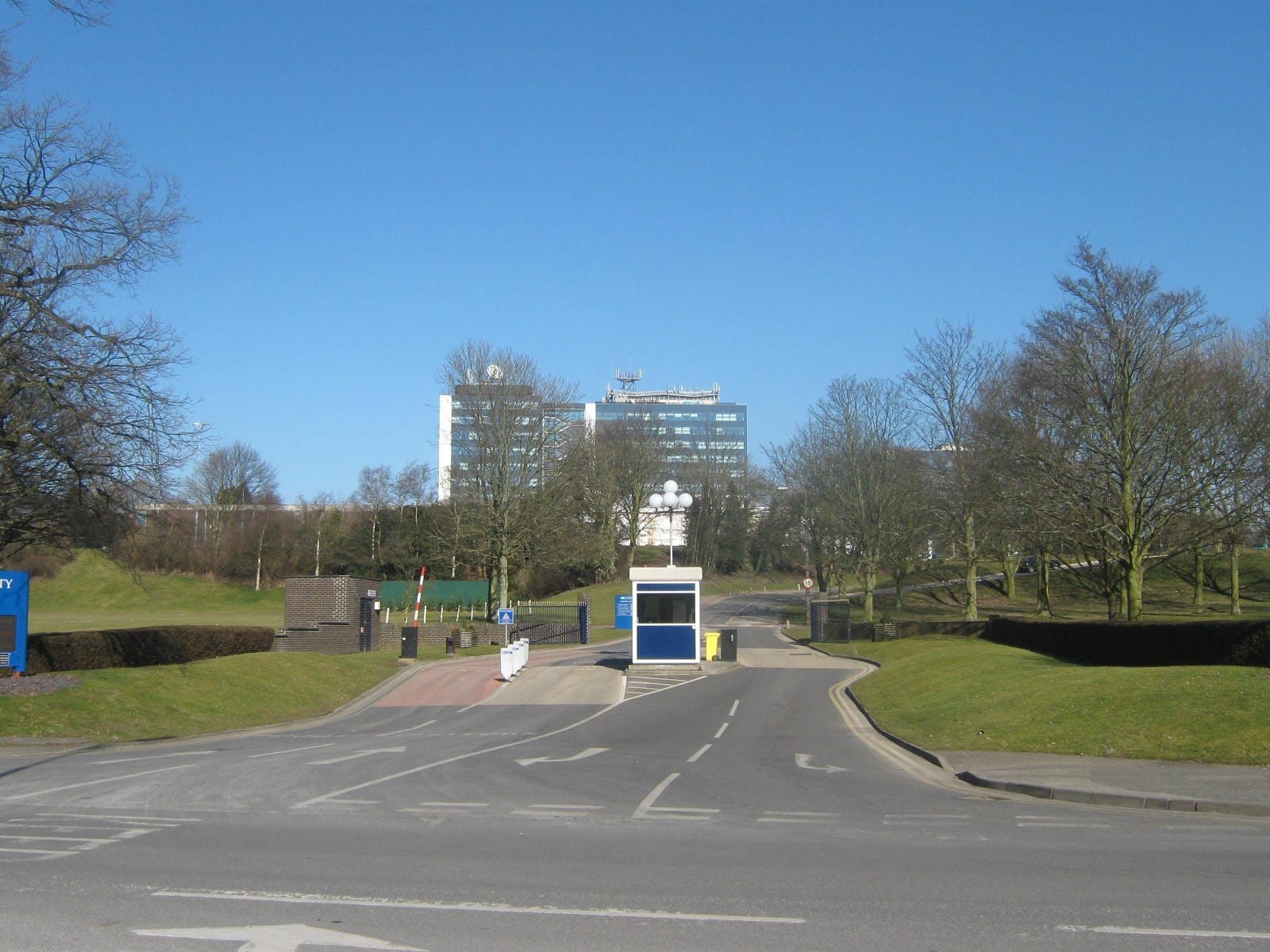 Main Entrance to University of Derby, Kedleston Road, Allestree, Derby - geograph.org.uk - 1811203 (photograph from the Wikimedia Commons category University of Derby)