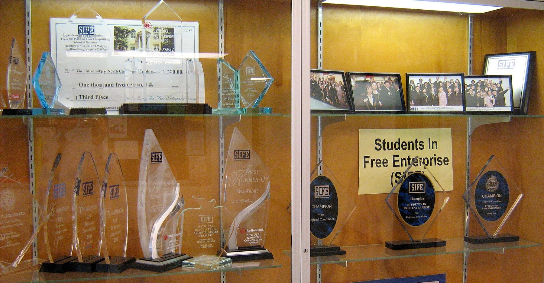 UNCP School of Business SIFE display (photograph from the Wikimedia Commons category University of North Carolina at Pembroke)