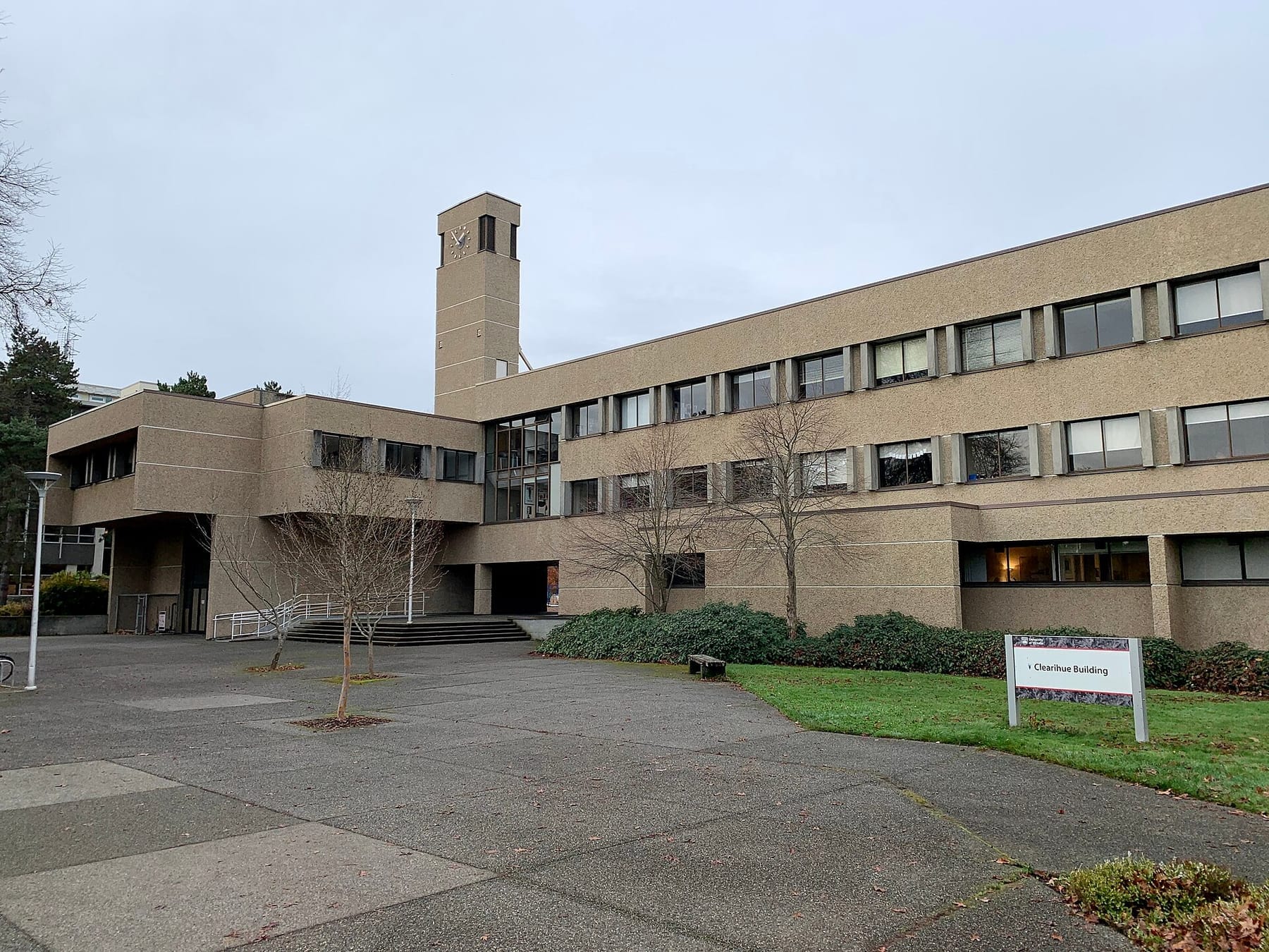 UVic Clearihue Building (photograph from the Wikimedia Commons category University of Victoria)